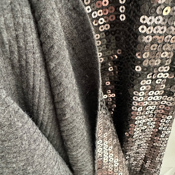 MICHAEL Michael Kors ◡̈ Sequin Gunmetal Grey Maxi Skirt Small EUC - Picture 4 of 8